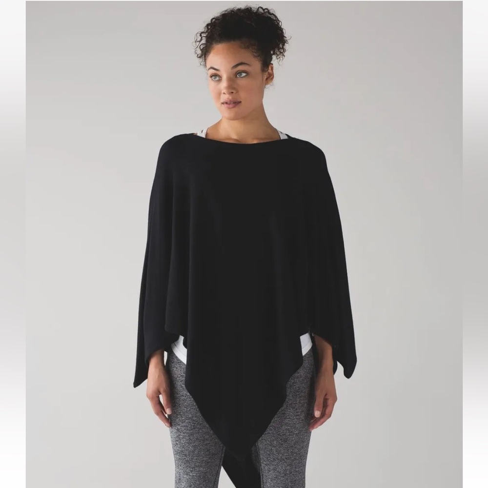 Lululemon Mantra Scarf Poncho Black One Size